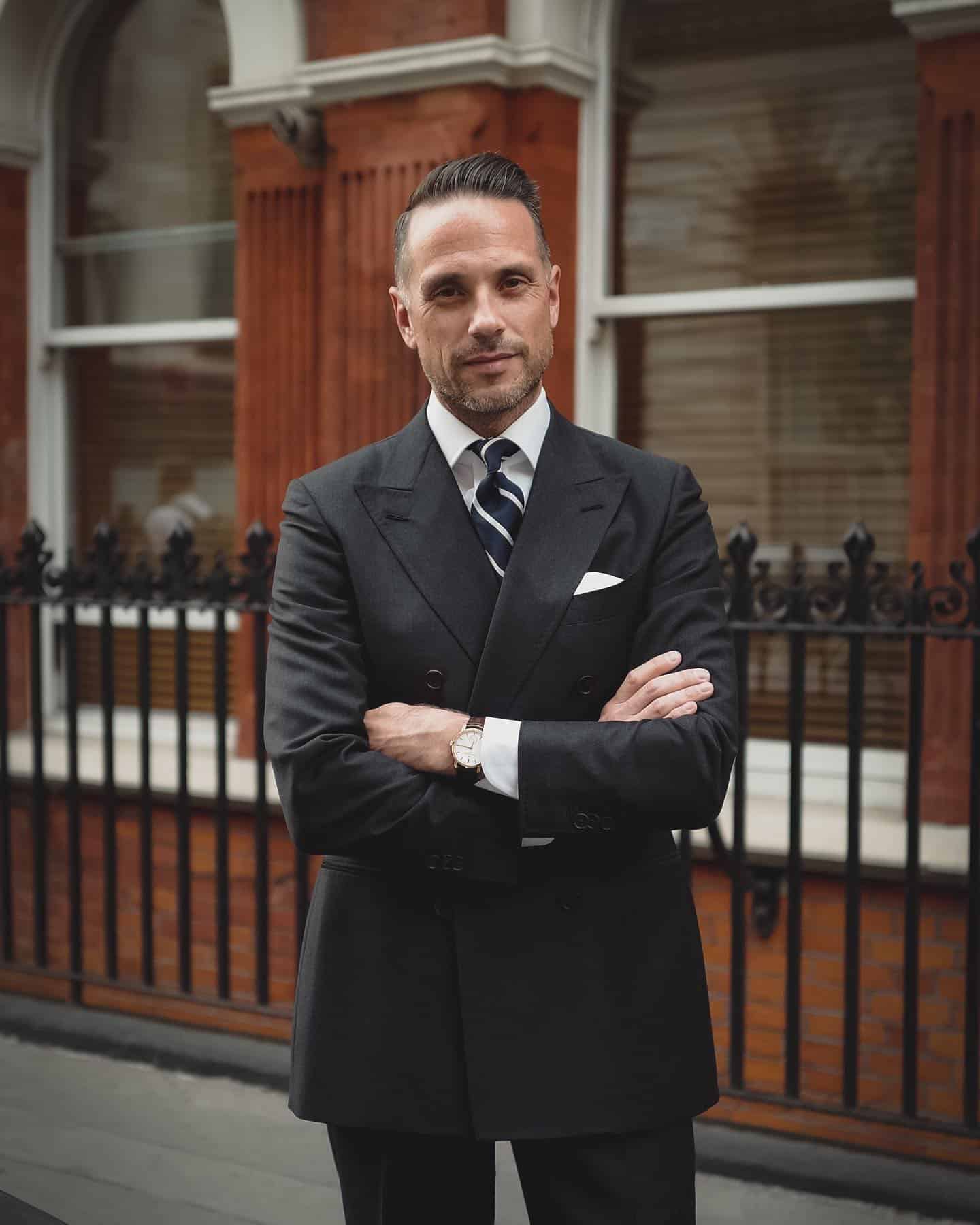 hespokestyle Dress Up for the occasion 