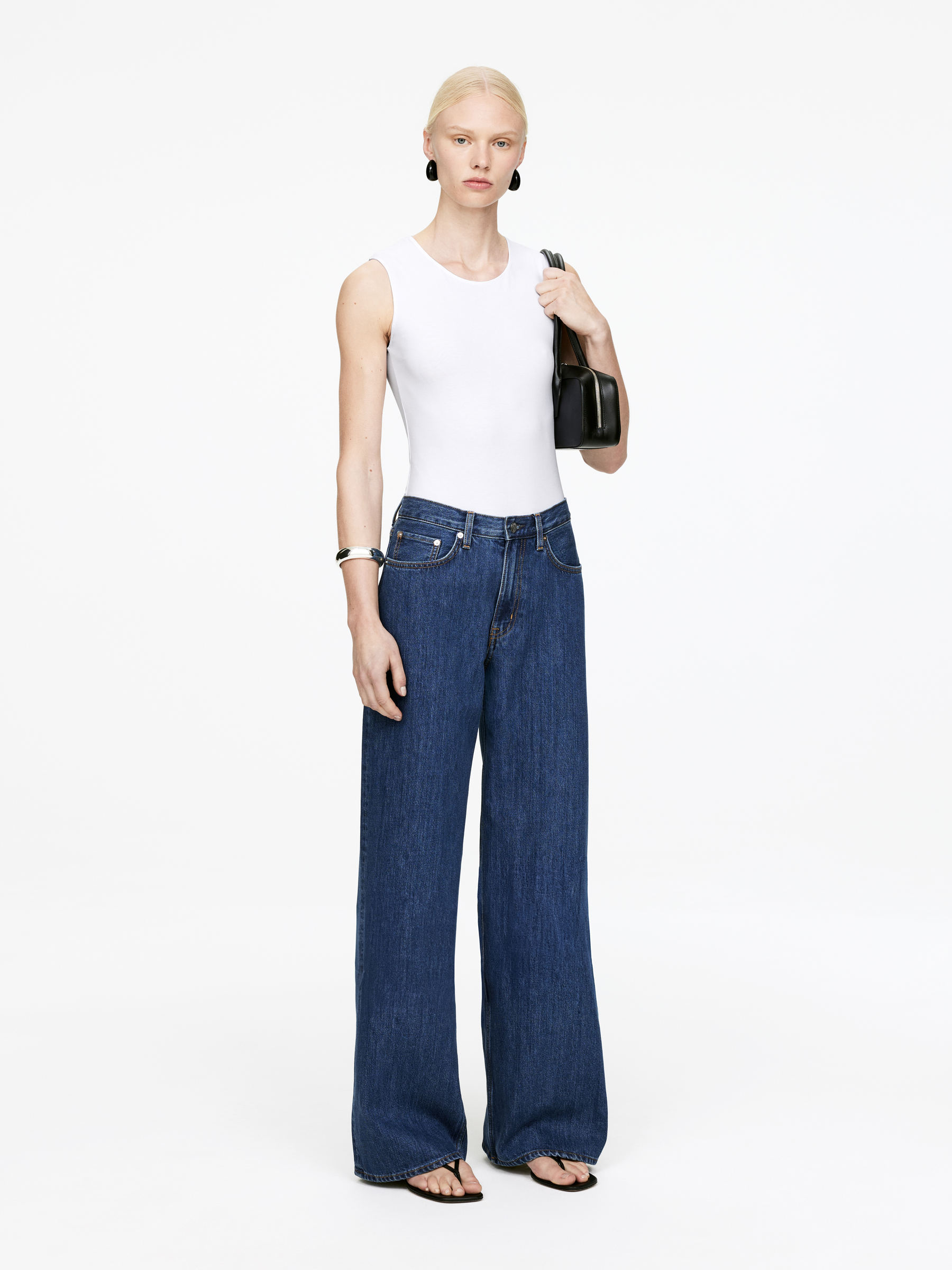 Cloud Loose Wide Jeans &ndash; Mid Blue &ndash; Women &ndash; Arket Gb