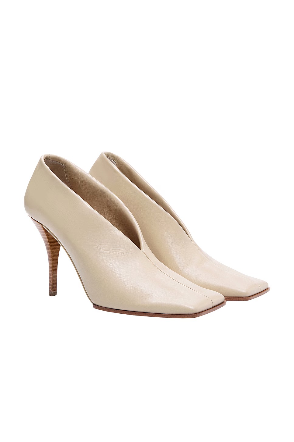 ALAΪA, Square Toe Pump